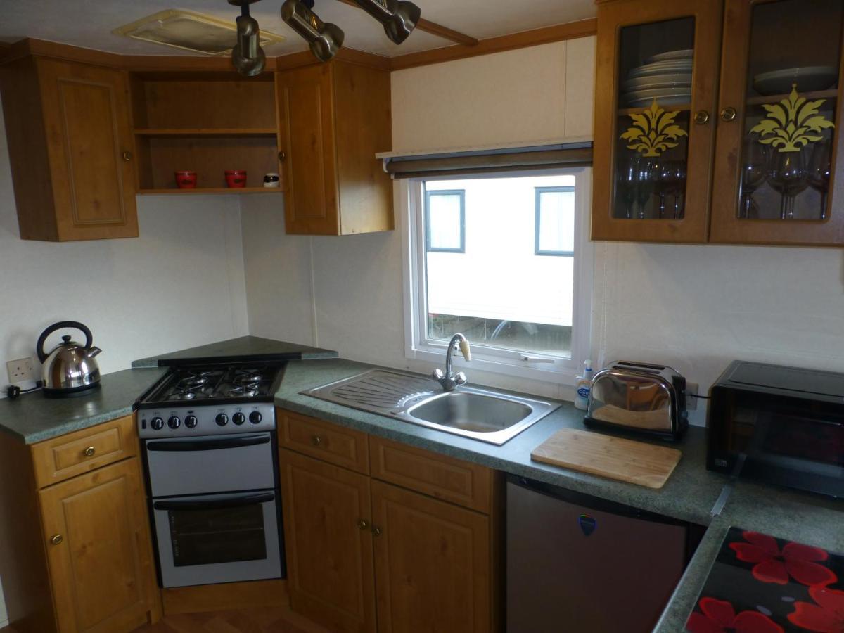 73 Port Haverigg Hotel Милъм Екстериор снимка